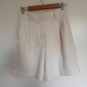 Aritzia Wilfred Cream Tailored Shorts (6)